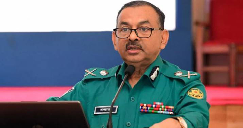 পুলিশের ওপর হামলা বাড়লে ঘরবাড়ি নিজেরাই পাহারা দিতে হবে: ডিএমপি কমিশনার
