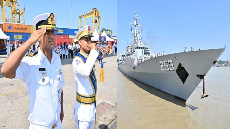 চট্টগ্রাম বন্দরে পাকিস্তান নৌবাহিনীর জাহাজ