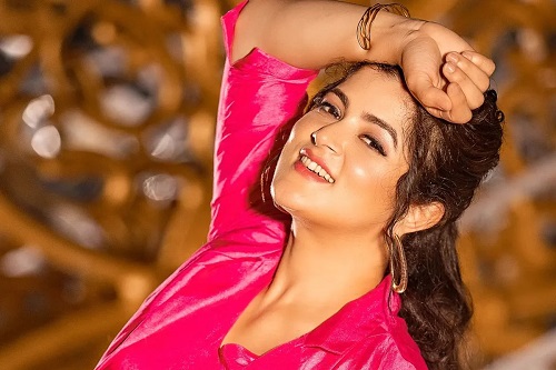 ছবি পোস্ট করতেই বিতর্ক ফের ঘনীভূত, চর্চায় অভিনেত্রী শ্রাবন্তী ছবি পোস্ট করতেই বিতর্ক ফের ঘনীভূত, চর্চায় অভিনেত্রী শ্রাবন্তী