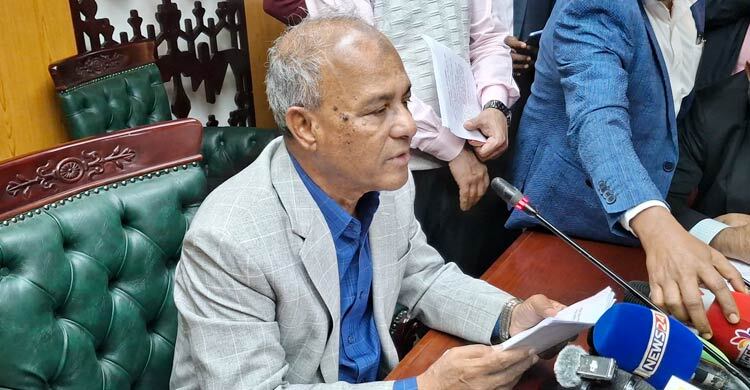 পেঁয়াজের দাম নিয়ে কারসাজি করলে চাকরি থাকবে না: উপদেষ্টা