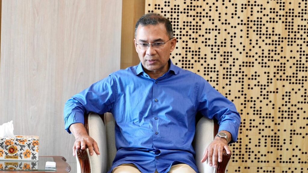 প্রধানমন্ত্রীর সঙ্গে পূজা উদযাপন পরিষদ প্রতিনিধিদলের সাক্ষাৎ