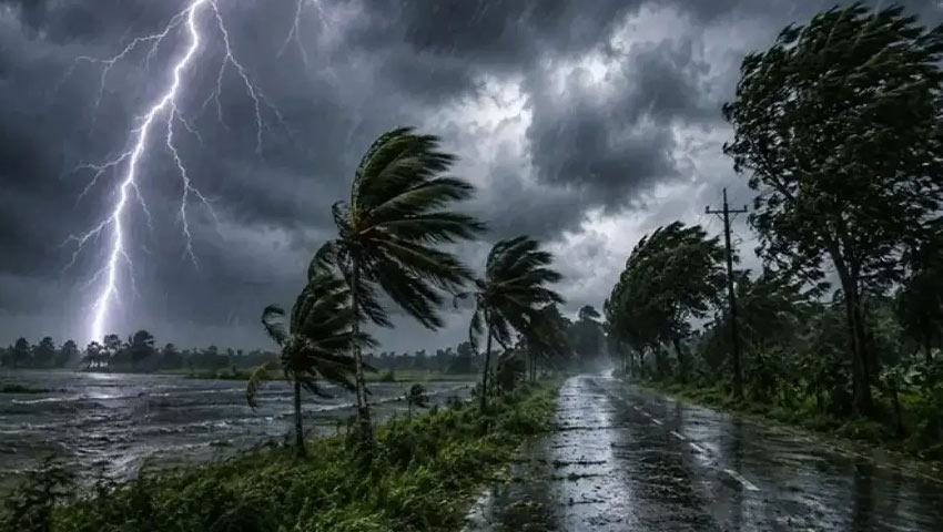 দেশের সাত অঞ্চলে বজ্রবৃষ্টির আশঙ্কা, নদীবন্দরে সতর্কতা